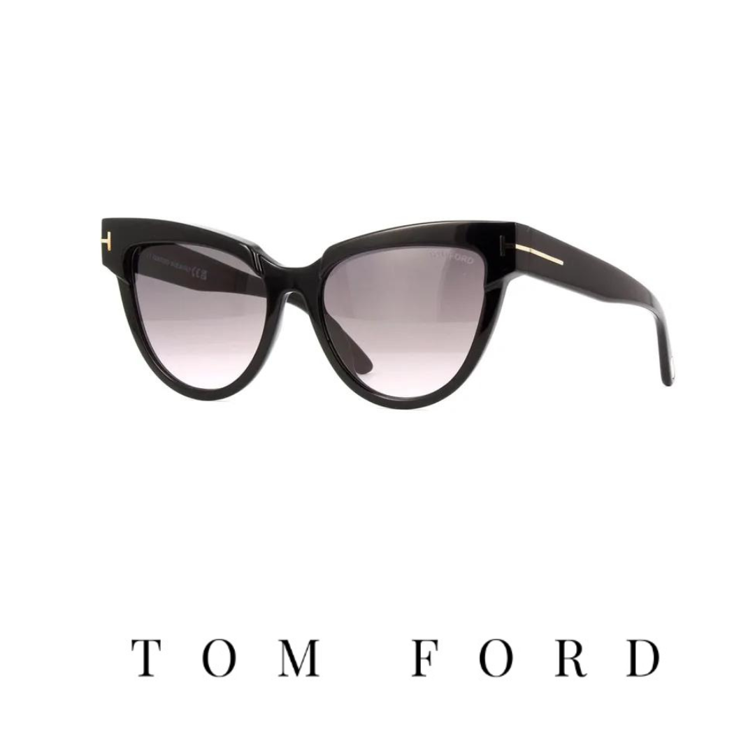 Tom Ford - "Nadine"